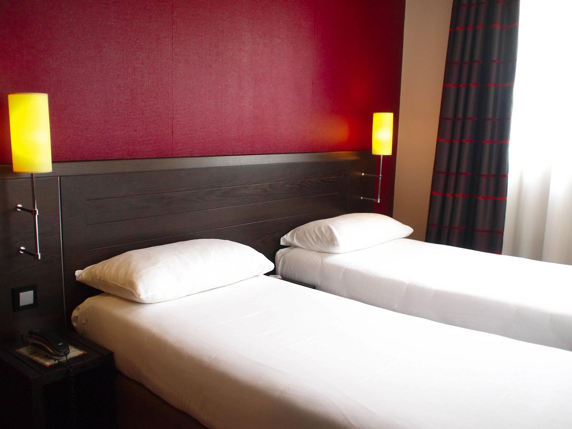 Ibis Styles Nantes Centre Place Royale Экстерьер фото