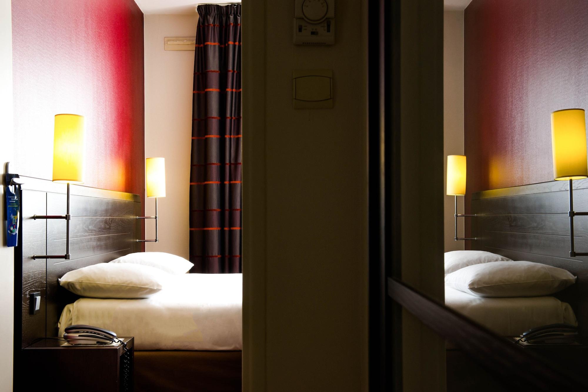 Ibis Styles Nantes Centre Place Royale Экстерьер фото