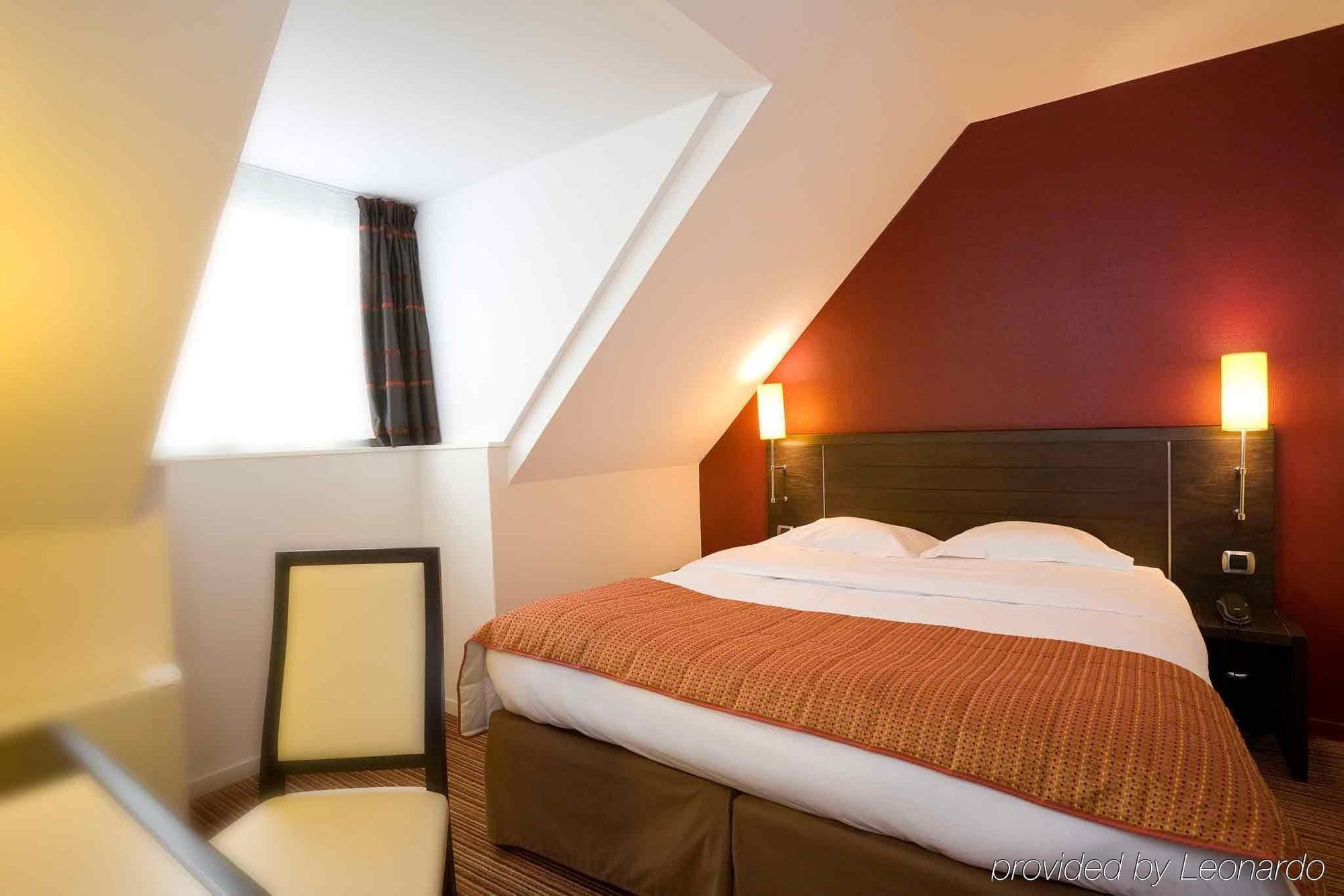Ibis Styles Nantes Centre Place Royale Номер фото