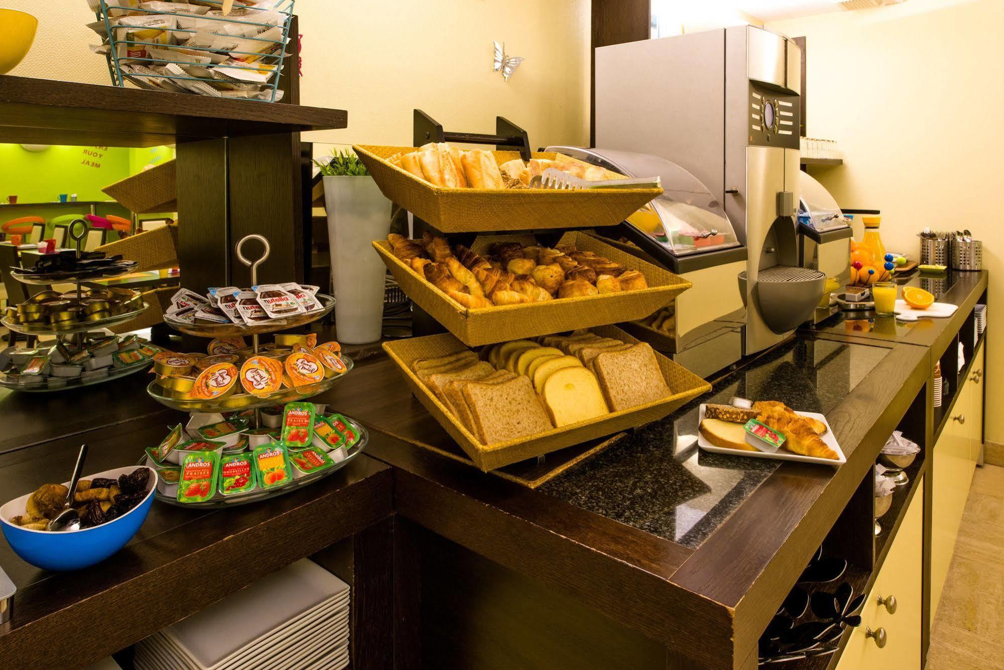 Ibis Styles Nantes Centre Place Royale Экстерьер фото