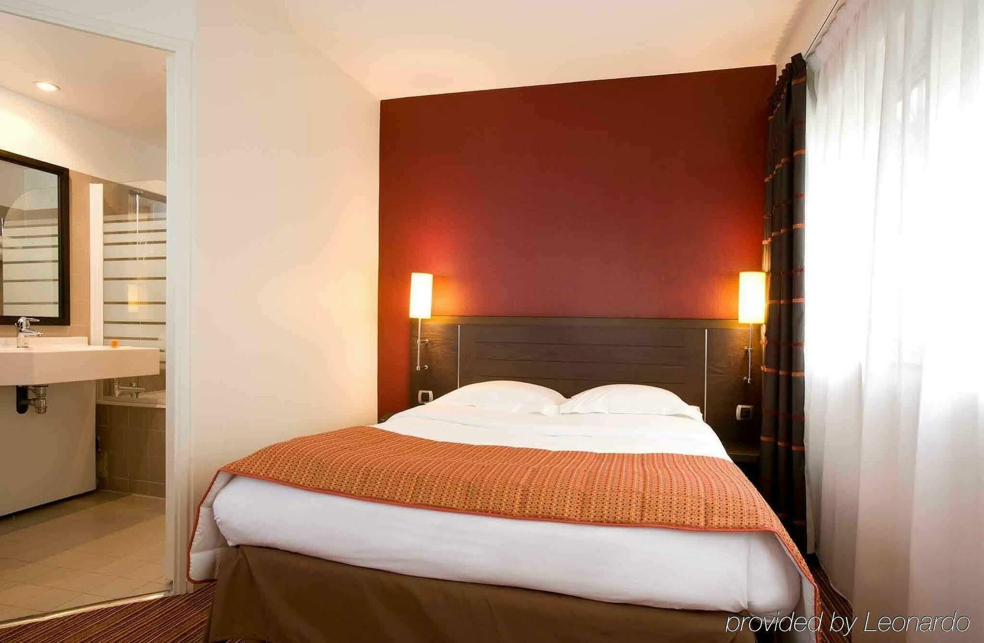 Ibis Styles Nantes Centre Place Royale Экстерьер фото